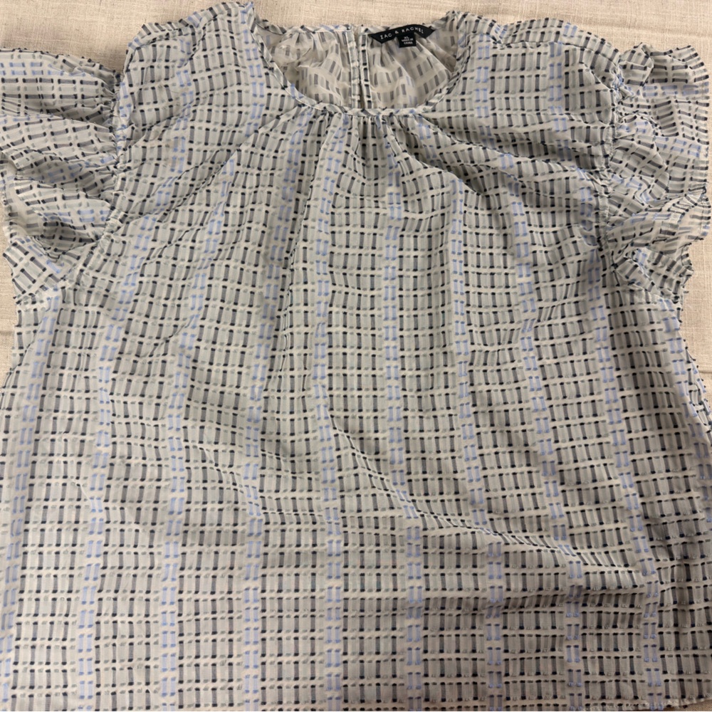 Zac & Rachel Women’s XL White Blue Black Geometric Chiffon Blouse Ruffle Sleeves